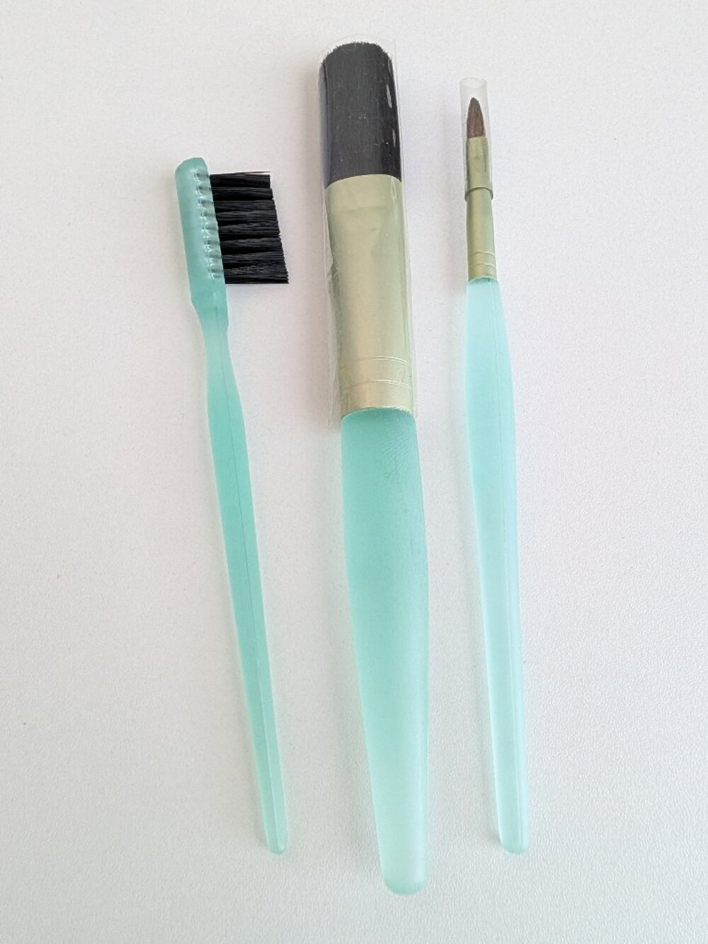 Vintage Yves Rocher Cosmetic Brush Lip Eyebrow Powder Pale Green Handles NOS